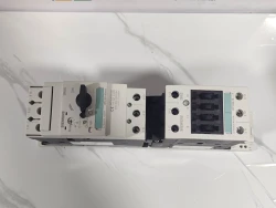 SİEMENS 3RA1130-4GB36-0BB4 ( sigortasız yük besleyici bir kontaktör kombinasyonudur )