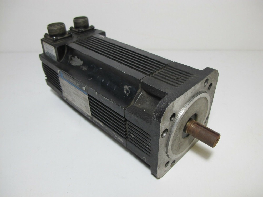 Allen-Bradley 1326AB-A420E-21-K4 Servo Motor, 460/380VAC, 3000 RPM, 4.6 Nm