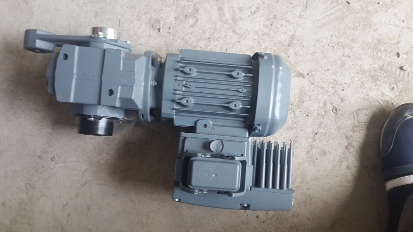 SEW SÜRÜCÜLÜ MOTOR 0.75KW