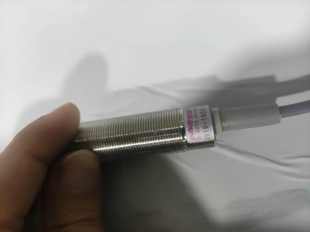 Pulsotronic 9919-1600 ( Proximity Sensor )