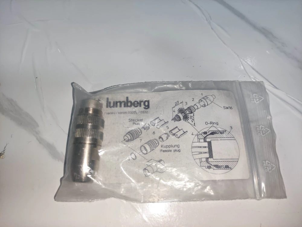 Lumberg 0332-06 ( 3 Yönlü Fiş )